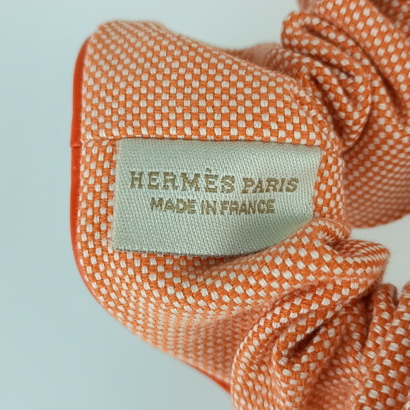 HERMES Orange Scrunchie - Picture 6 of 7